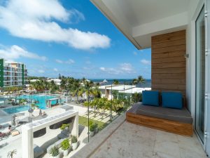 Luxury Vista Studio at Alaia Beachfront Resort