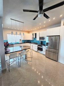 RENT ME ! 3Bed 2.5 Bath NEW Water Front Villa +501.610.2731 WhatsApp