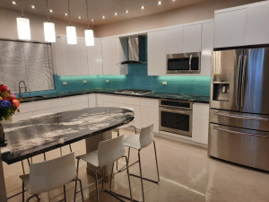 RENT ME ! 3Bed 2.5 Bath NEW Water Front Villa +501.610.2731 WhatsApp