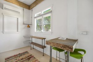 FEATHERS Guesthouse – on 4 Parcels – Great OPPORTUNITY with Financing