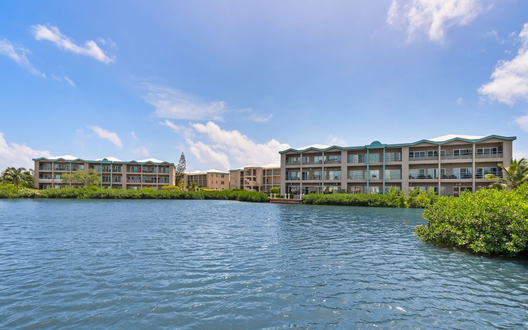 Waterfront Condo 2B2B +1200 Sq Ft $319,000