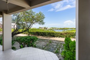 Waterfront Condo 2B2B +1200 Sq Ft $319,000