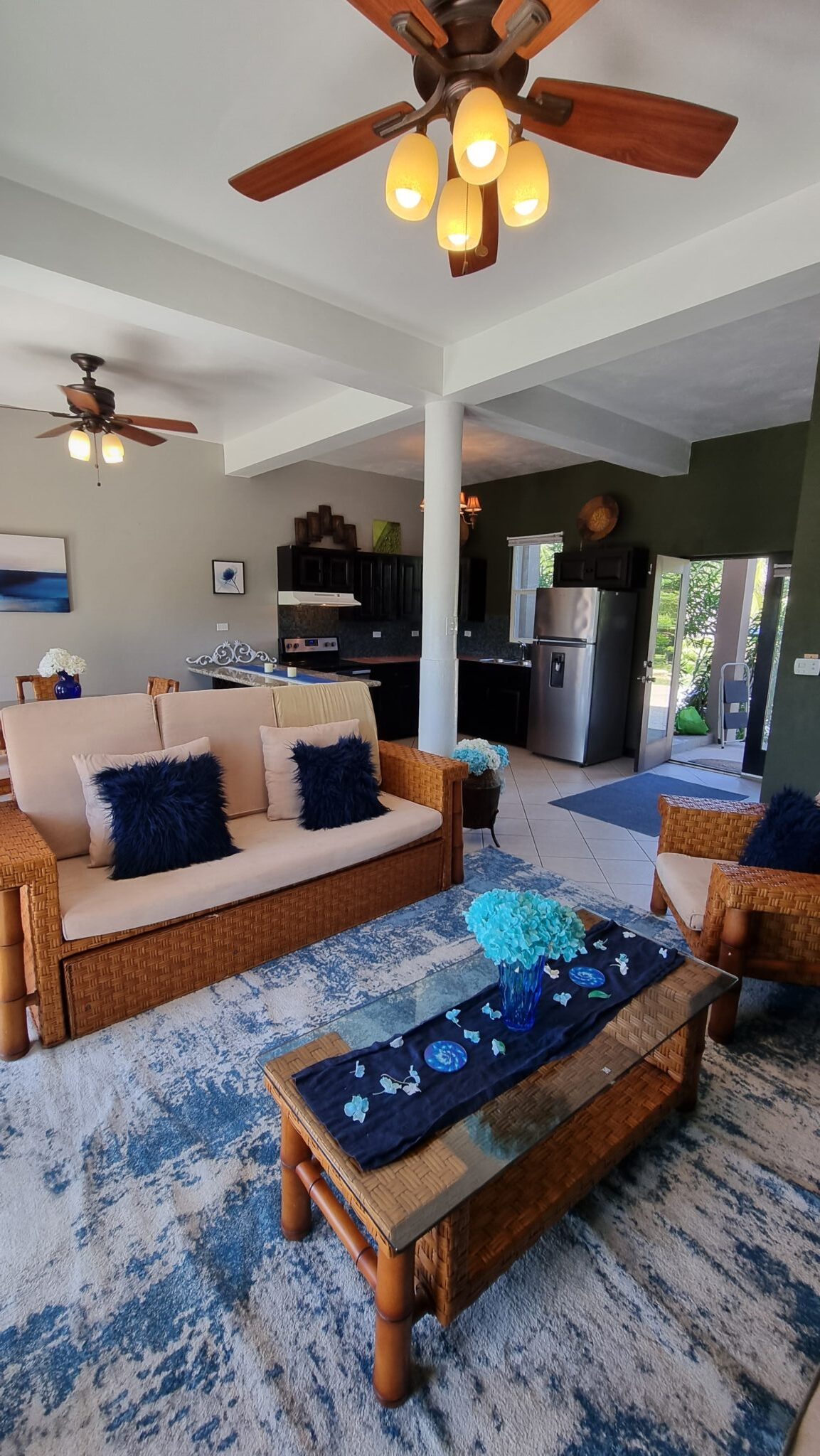 1B-1B Oceanview Condo WhatsApp +501.610.2731. All Offers Considered !