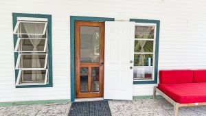 FEATHERS Guesthouse – on 4 Parcels – Great OPPORTUNITY with Financing $1,700,000