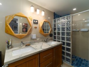 Coconuts Blue at Coconuts Caribe