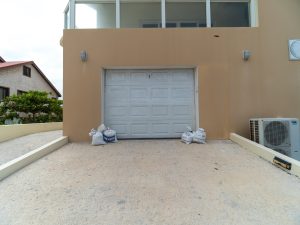 Coconuts Blue at Coconuts Caribe