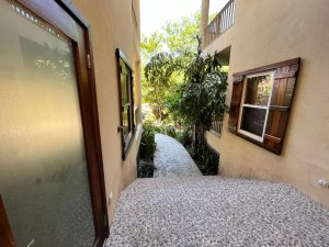 Spacious 1 Bedroom Condo Minutes from Secret Beach! WhatsApp +501.610.2731