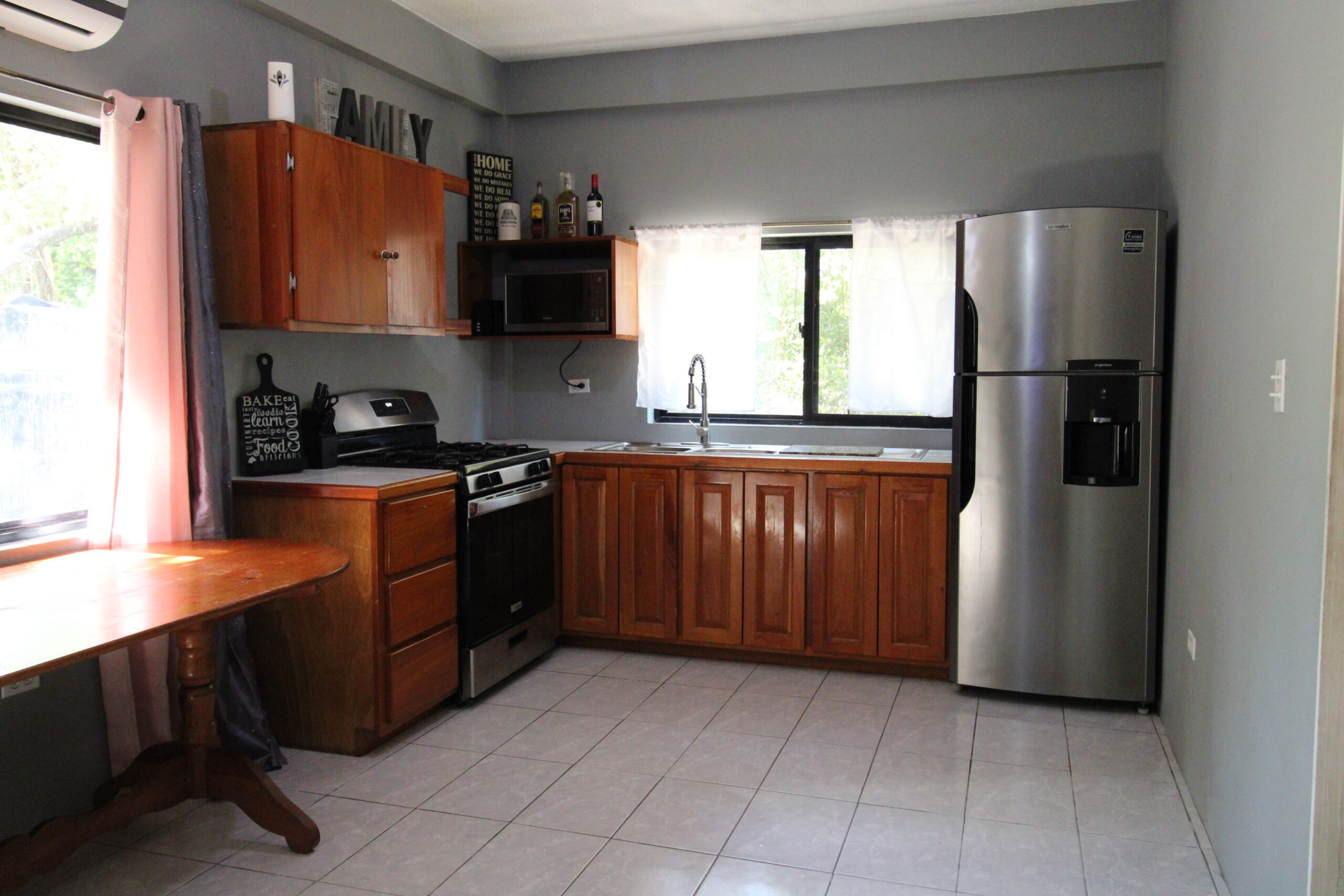 Multi-Unit Island Home (Income Generating!)