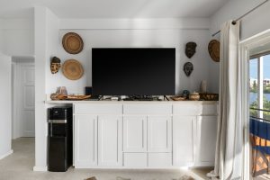 Modern Waterfront Villa 3B-2B – with Complete Remodel!