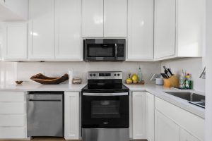 Modern Waterfront Villa 3B-2B – with Complete Remodel!