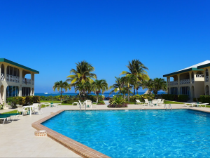 Royal Palms Condo – 2 Bed 1 Bath