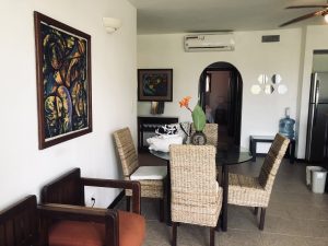 Royal Palms Condo – 2 Bed 1 Bath