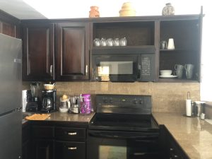Royal Palms Condo – 2 Bed 1 Bath