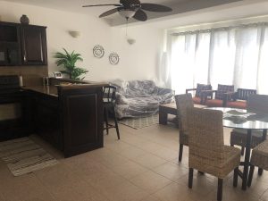 Royal Palms Condo – 2 Bed 1 Bath