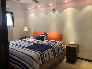 Royal Palms Condo – 2 Bed 1 Bath