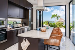 Sea Breeze at Eden Bay