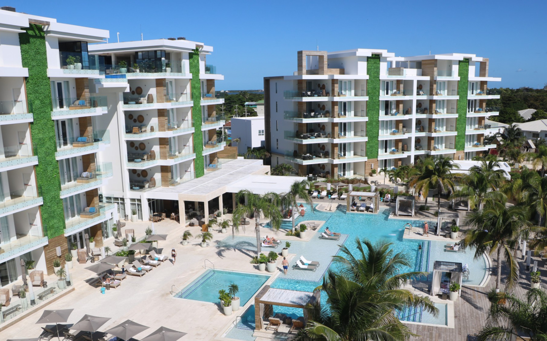 Luxury 2 bed 2 bath condo at Alaia Belize