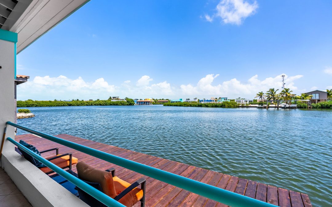 Waterfront Home 2B-1.5B Financing Available! or Rent Me!!