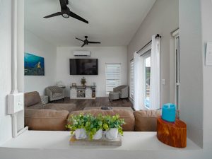 San Pablo Canal Front Home