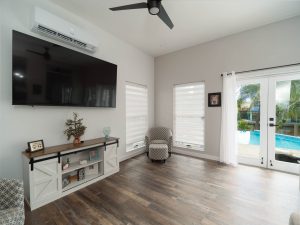 San Pablo Canal Front Home