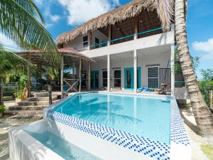 San Pablo Canal Front Home