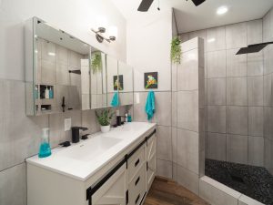 San Pablo Canal Front Home