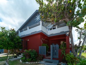 SOLD! Peninsula Point Guest House