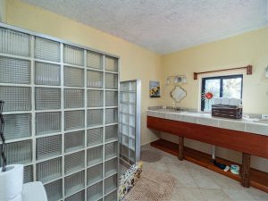 SOLD! Peninsula Point Guest House