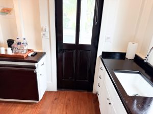 Mahogany Bay Village – Canalfront Keeping Suites