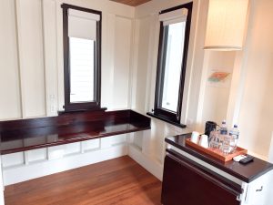 Mahogany Bay Village – Canalfront Keeping Suites