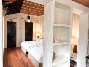 Mahogany Bay Village – Canalfront Keeping Suites